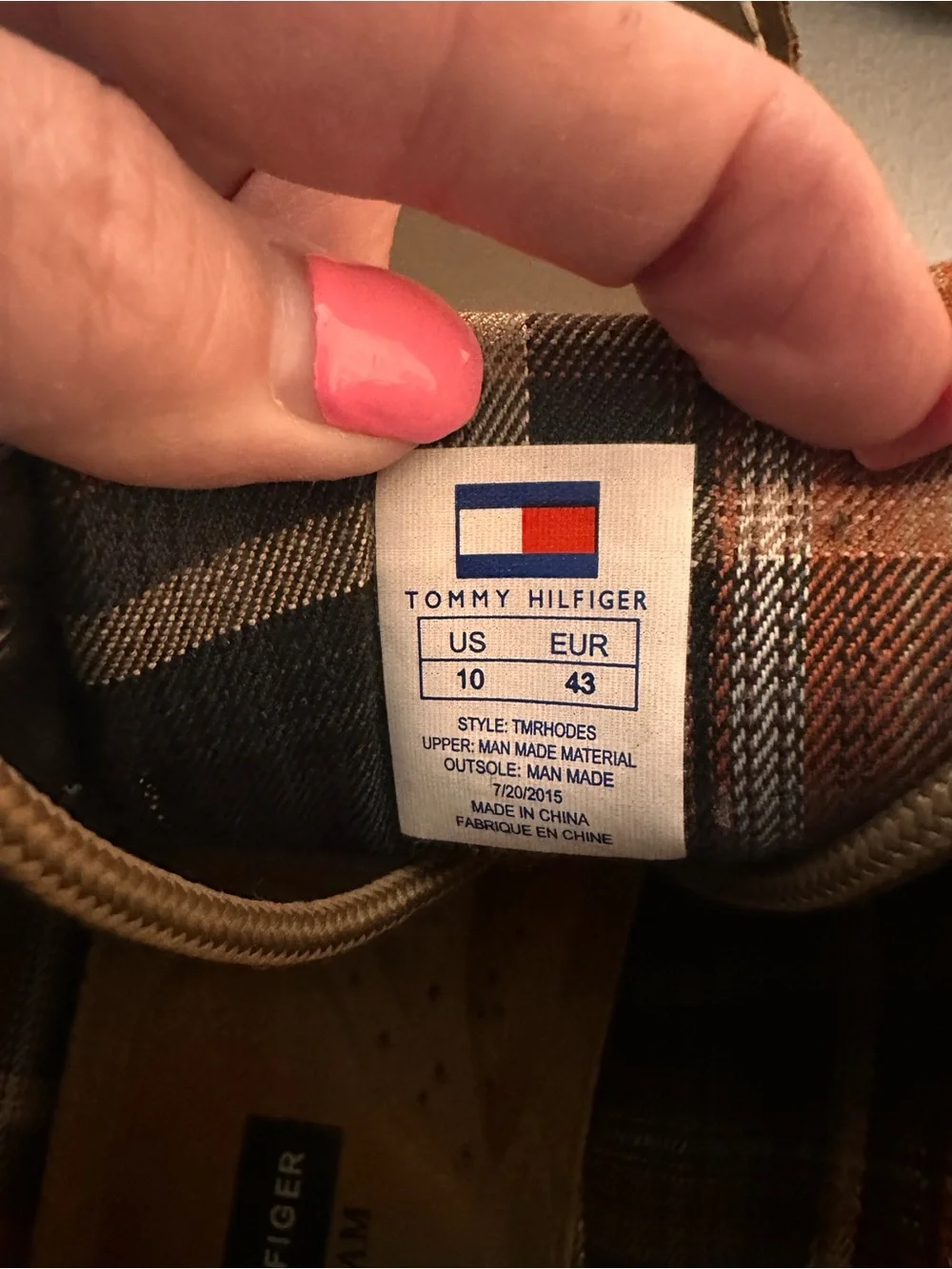 Tommy Hilfiger sturdy leather